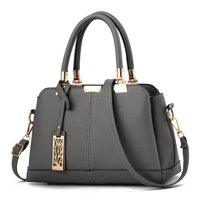 Classic Ladies Shoulder Bag – Fashion Handbag for Everyday Use