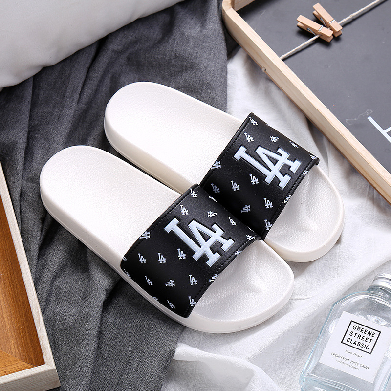 Unisex Indoor & Outdoor Non-Slip Slippers – Summer Casual Wear-Resistant Sandals